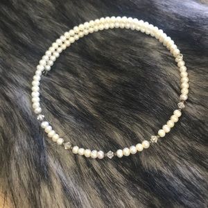 Faux pearl choker necklace
